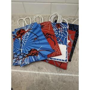 Loot bags spider design. 8x5 in. Quantity 10. New opened pkg. Never used.